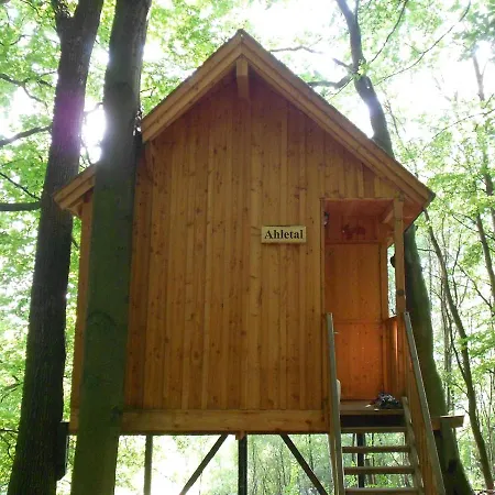 Baumhaushotel Solling Uslar